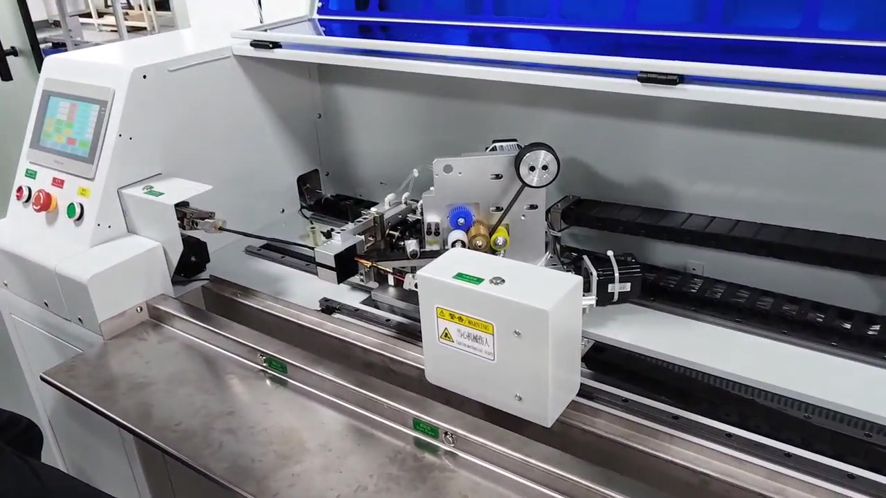 短線用自動粘着テープ巻き付け機 – 精密な巻き付けを実現
