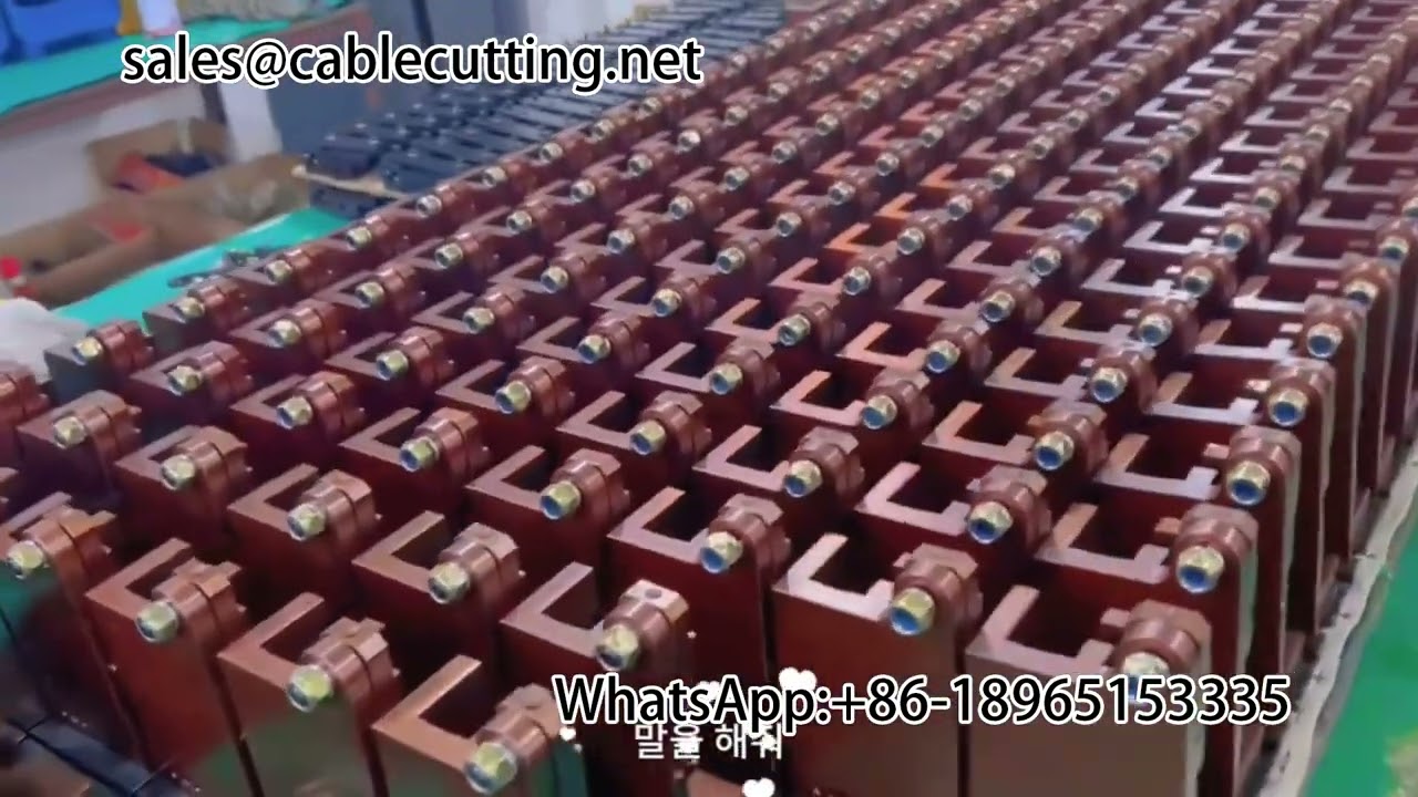 端子ブレード用金型 | 自動圧着機対応の高精度モールド