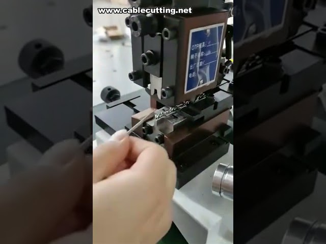 【高精度・高速】自動圧着機 | ケーブル圧着機 | ワイヤー加工装置で生産性向上