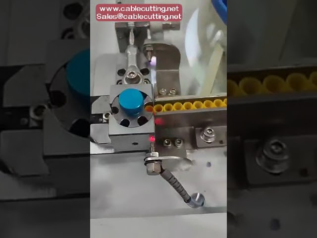 絶縁被覆電線端子ストリップ・圧着機｜チューブ型フェルール対応自動電線加工機