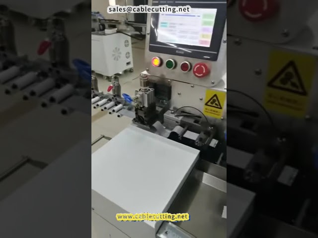 フラットケーブル対応！両頭端子圧着＆ディップはんだ付け自動機