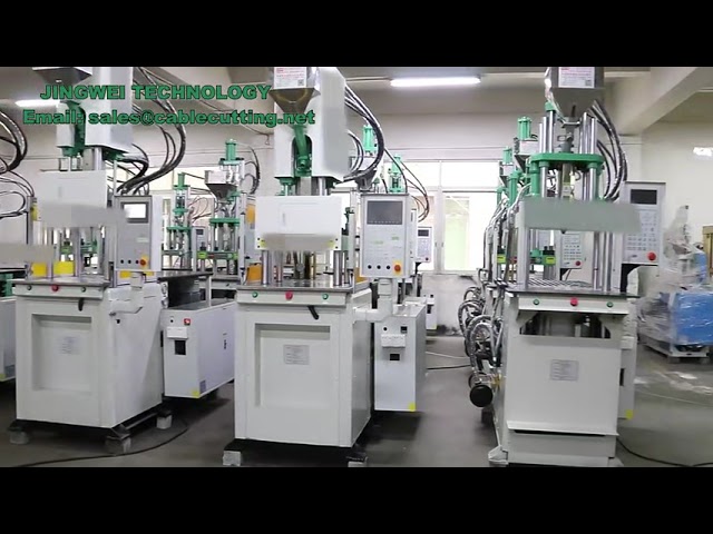 高精度立式射出成形機｜プラスチック玩具・PETボトルプリフォーム製造に最適