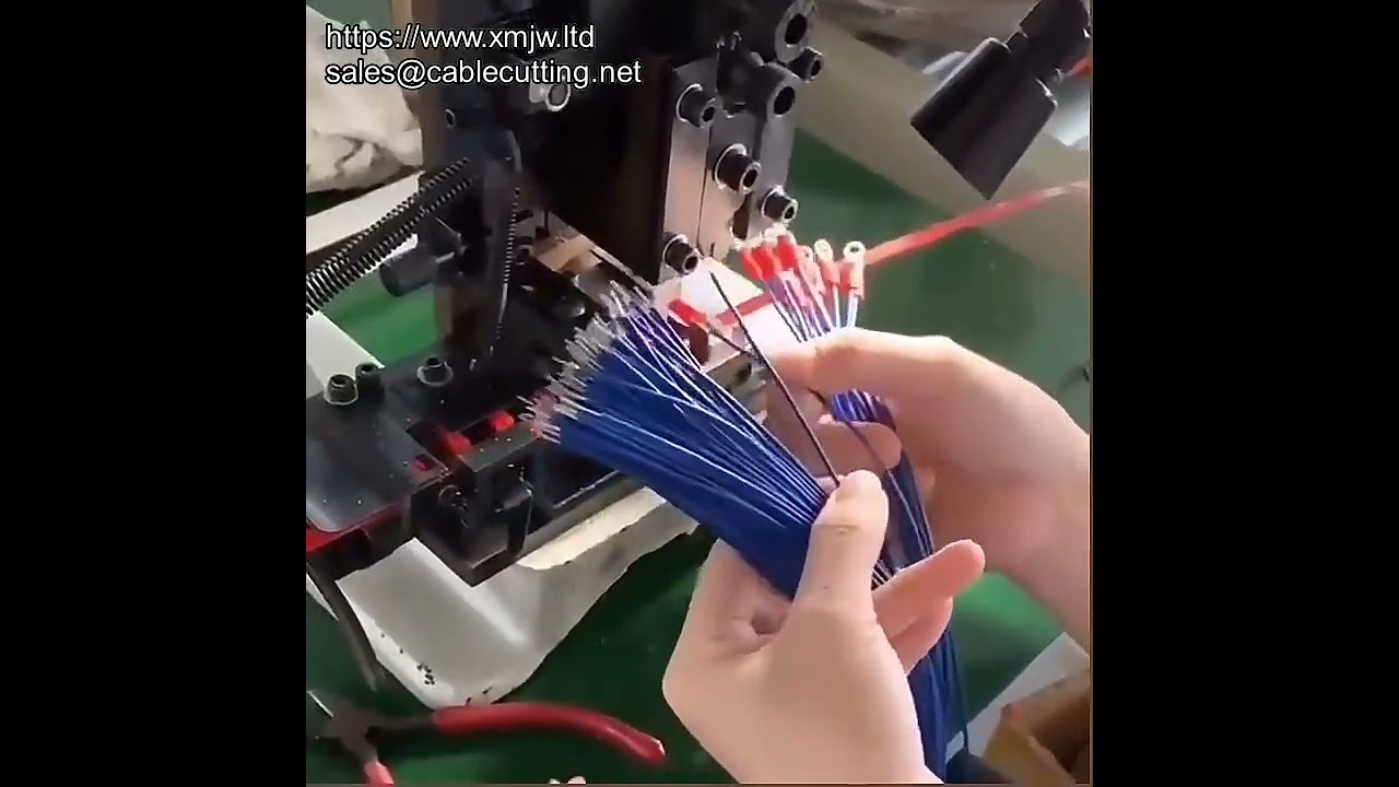 DCターミナル・シングルグレイン圧着機 | 端子圧着・ワイヤー加工の自動化