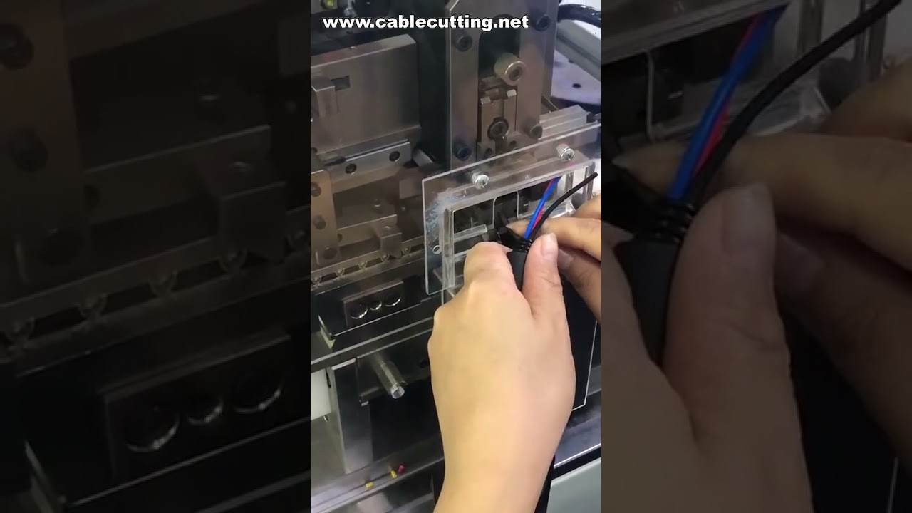 ワイヤーシール挿入・ストリッピング・圧着機 | 自動ワイヤー加工機