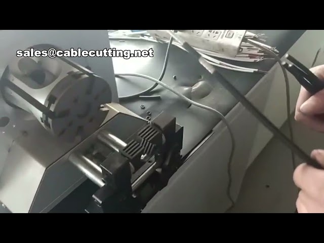 コンピュータ制御同軸ケーブル自動剥離・切断機｜Coaxial Wire Big Stripper 高精度・大量生産対応