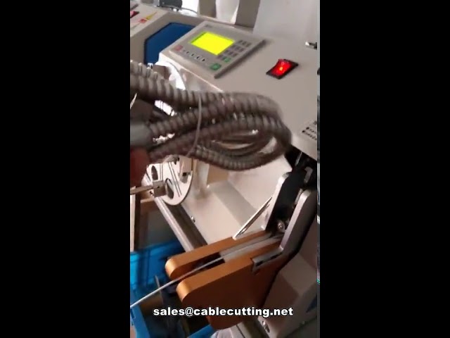 フレキシブルコンジットの自動巻き取り・結束機｜配管結束の効率化