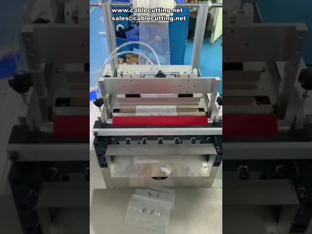 PVCフィルムシール＆カッティングマシン | 熱圧着封入・製袋機 | PEバッグ自動製造機