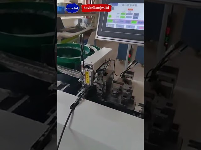 振動プレート搭載！半自動RJ-45ネットワークワイヤー圧着機で生産性向上