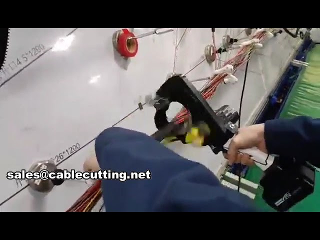 大容量バッテリー搭載 ワイヤレスハンドヘルドケーブルテーピングマシン AT-101L