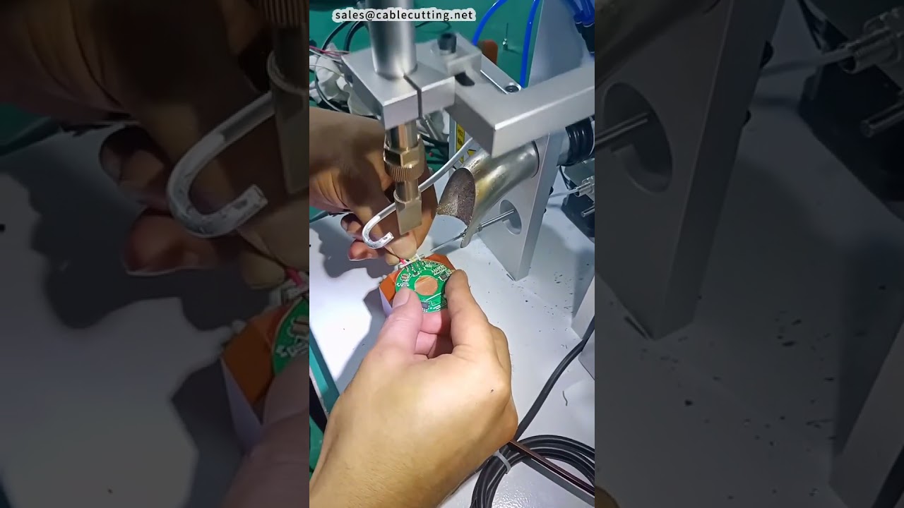 PLC制御搭載 汎用半自動はんだ付け機｜安定した高性能